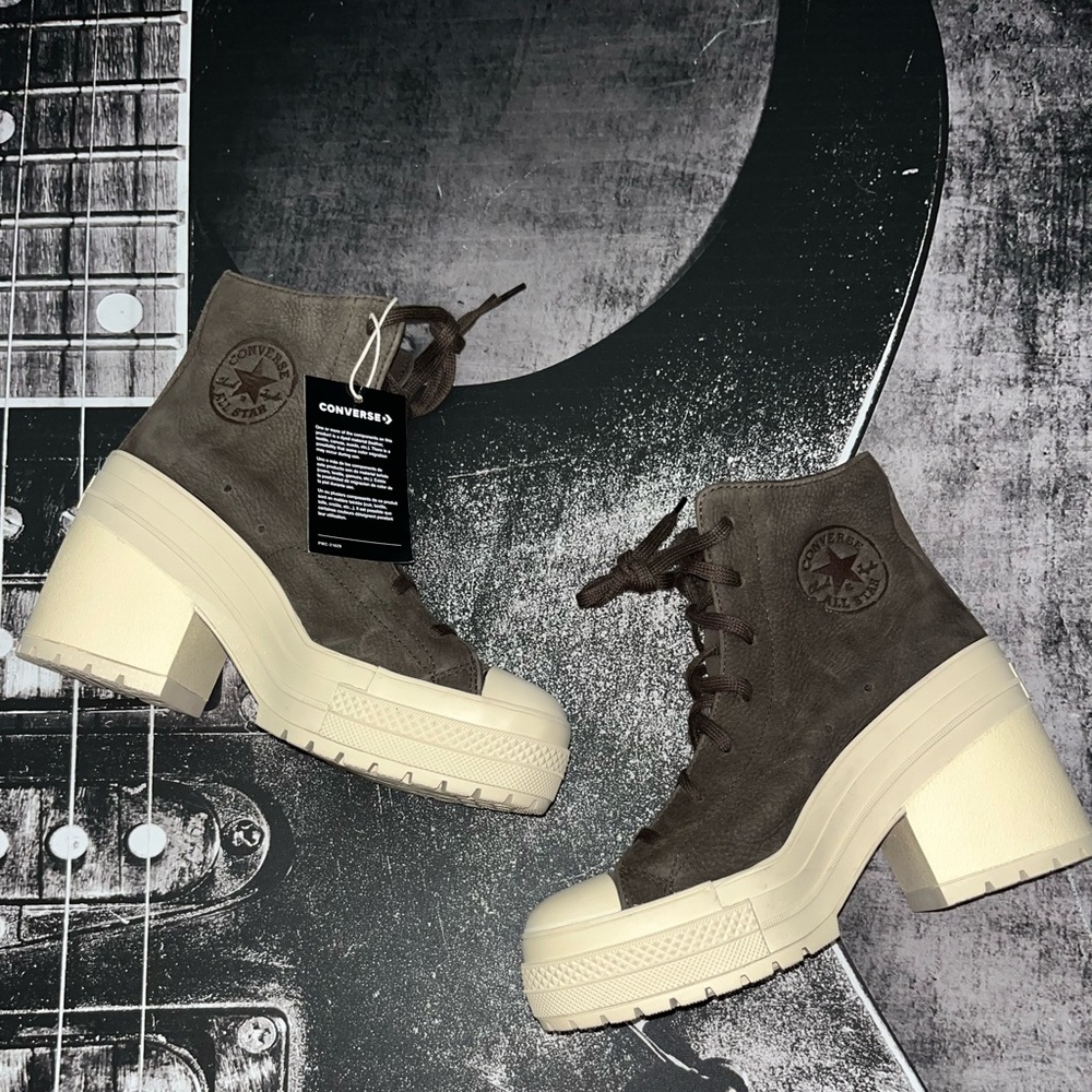NEW Converse - Picture 9 of 13